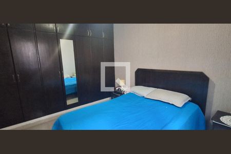 Casa à venda com 500m², 3 quartos e 7 vagas Casa à venda com 500m², 3 quartos e 7 vagasSuíte