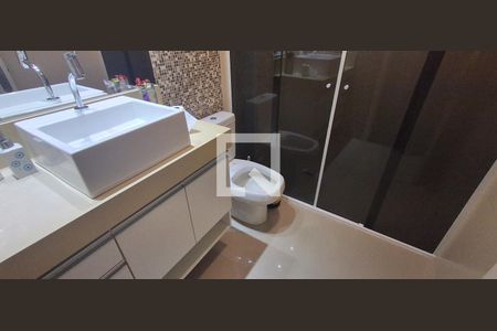 Casa à venda com 500m², 3 quartos e 7 vagas Casa à venda com 500m², 3 quartos e 7 vagasBanheiro Social