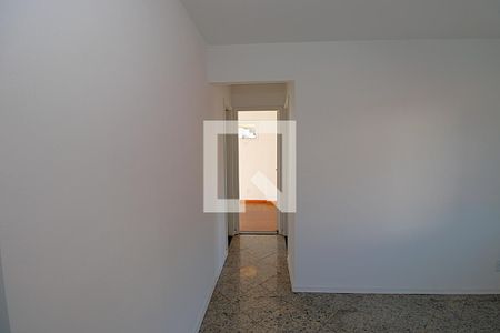 Corredor de apartamento à venda com 2 quartos, 48m² em Engenho de Dentro, Rio de Janeiro