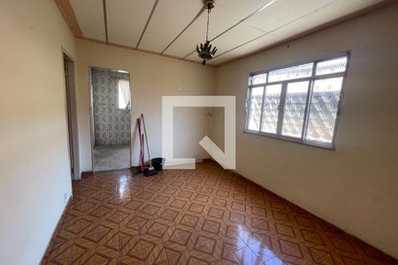 Sala de casa para alugar com 2 quartos, 90m² em Itatiaia, Duque de Caxias