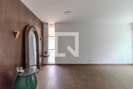 Sala de casa para alugar com 3 quartos, 184m² em Pacaembu, São Paulo