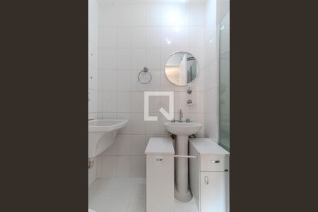 Banheiro de apartamento à venda com 1 quarto, 28m² em Santa Cecilia, São Paulo