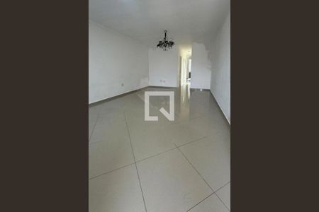 Casa à venda com 3 quartos, 181m² em Vila Camilópolis, Santo André