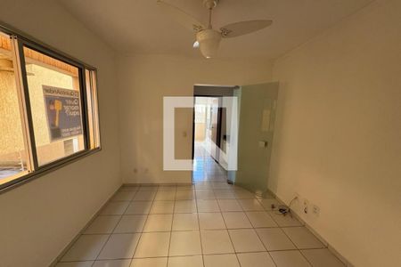 Sala de apartamento para alugar com 1 quarto, 35m² em Jardim Irajá, Ribeirão Preto