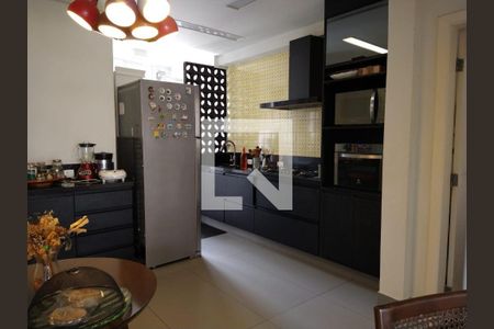 Apartamento à venda com 95m², 2 quartos e sem vaga