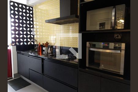 Apartamento à venda com 95m², 2 quartos e sem vaga