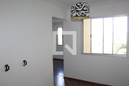 Sala de apartamento para alugar com 2 quartos, 55m² em Jardim Leonor, Cotia