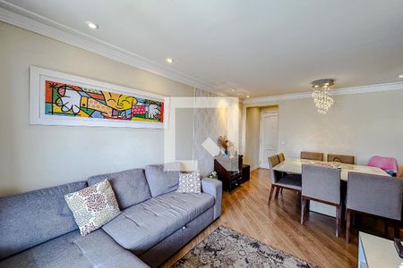 Sala de apartamento à venda com 3 quartos, 75m² em Vila Bertioga, São Paulo