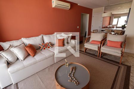 Sala de apartamento para alugar com 1 quarto, 62m² em Barra da Tijuca, Rio de Janeiro