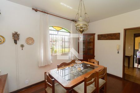 Sala de Jantar de casa para alugar com 2 quartos, 145m² em Califórnia, Belo Horizonte