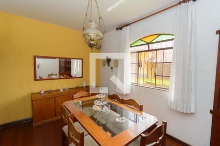 Sala de Jantar de casa para alugar com 2 quartos, 145m² em Califórnia, Belo Horizonte