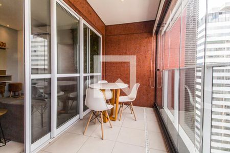 Varanda de apartamento à venda com 1 quarto, 56m² em Alphaville, Barueri