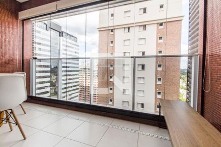 Varanda de apartamento à venda com 1 quarto, 56m² em Alphaville, Barueri