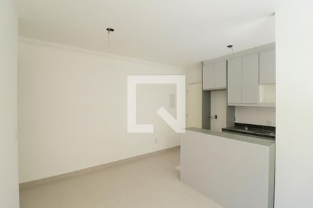 Sala/Cozinha/Área de Serviço de apartamento para alugar com 2 quartos, 40m² em Chora Menino, São Paulo