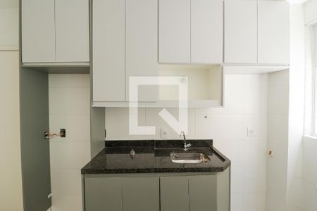 Sala/Cozinha/Área de Serviço de apartamento para alugar com 2 quartos, 40m² em Chora Menino, São Paulo