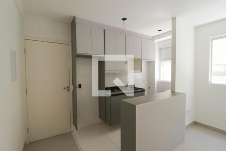 Sala/Cozinha/Área de Serviço de apartamento para alugar com 2 quartos, 40m² em Chora Menino, São Paulo