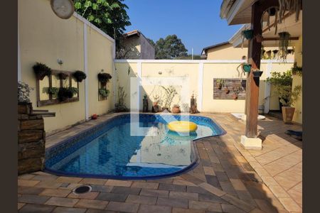 Piscina de casa à venda com 5 quartos, 400m² em City América, São Paulo