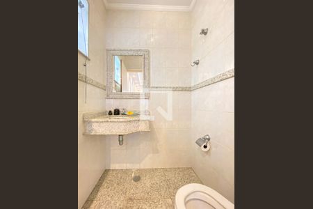 Lavabo de casa à venda com 3 quartos, 300m² em Jardim das Vertentes, São Paulo