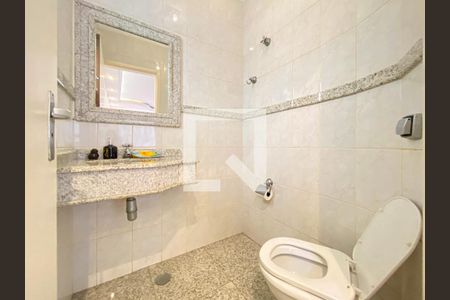 Lavabo de casa à venda com 3 quartos, 300m² em Jardim das Vertentes, São Paulo