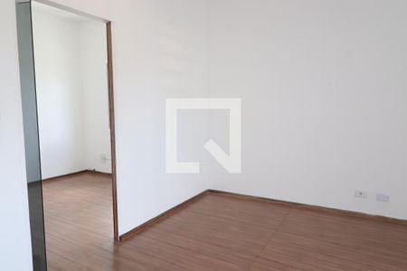 Sala de kitnet/studio para alugar com 1 quarto, 50m² em Santa Terezinha, Santo André