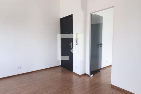 Sala de kitnet/studio para alugar com 1 quarto, 50m² em Santa Terezinha, Santo André