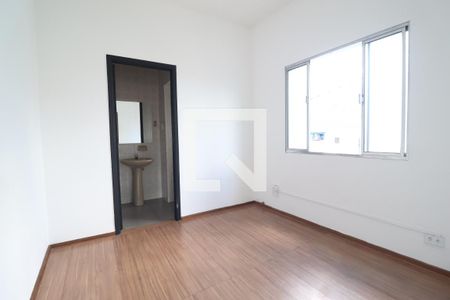 Quarto de kitnet/studio para alugar com 1 quarto, 50m² em Santa Terezinha, Santo André