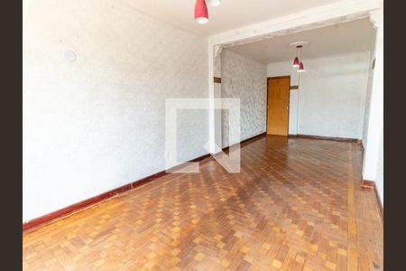 Sala de apartamento para alugar com 3 quartos, 82m² em Vila Claudia, São Paulo