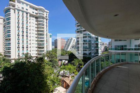 Varanda de apartamento para alugar com 3 quartos, 107m² em Barra da Tijuca, Rio de Janeiro