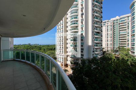 Varanda de apartamento para alugar com 3 quartos, 107m² em Barra da Tijuca, Rio de Janeiro