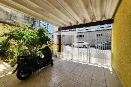 Casa à venda com 110m², 3 quartos e 2 vagas Casa à venda com 110m², 3 quartos e 2 vagasGaragem