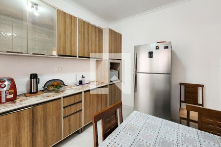 Casa à venda com 110m², 3 quartos e 2 vagas Casa à venda com 110m², 3 quartos e 2 vagasCozinha