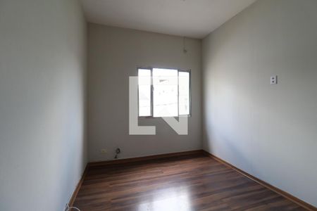 Quarto de kitnet/studio para alugar com 1 quarto, 50m² em Santa Terezinha, Santo André