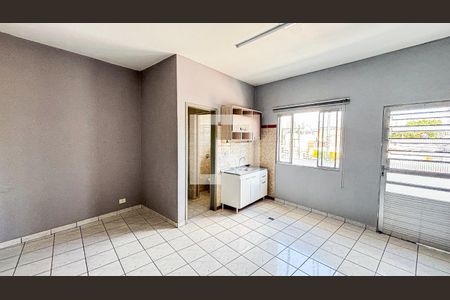 Sala - Quarto - Cozinha de apartamento para alugar com 1 quarto, 55m² em Santa Terezinha, Santo André