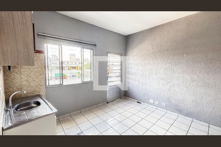 Sala - Quarto - Cozinha de apartamento para alugar com 1 quarto, 55m² em Santa Terezinha, Santo André