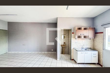 Sala - Quarto - Cozinha de apartamento para alugar com 1 quarto, 55m² em Santa Terezinha, Santo André