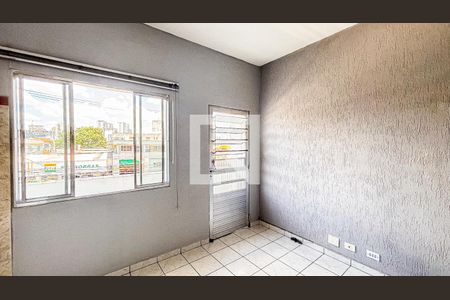 Sala - Quarto - Cozinha de apartamento para alugar com 1 quarto, 55m² em Santa Terezinha, Santo André