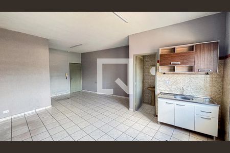 Sala - Quarto - Cozinha de apartamento para alugar com 1 quarto, 55m² em Santa Terezinha, Santo André