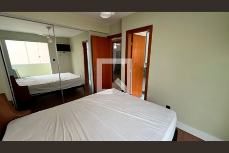 Quarto de apartamento à venda com 3 quartos, 80m² em Castelo, Belo Horizonte