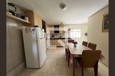 Casa para alugar com 3 quartos, 158m² em Vila Zilah Sposito, Belo Horizonte