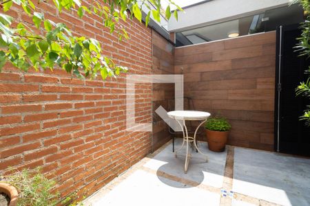 Casa à venda com 300m², 3 quartos e 3 vagas Casa à venda com 300m², 3 quartos e 3 vagasQuarto 1