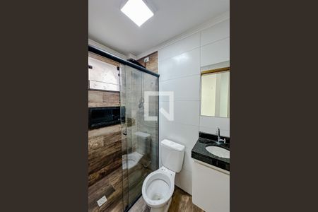 Banheiro de apartamento à venda com 1 quarto, 41m² em Vila Diva (zona Leste), São Paulo