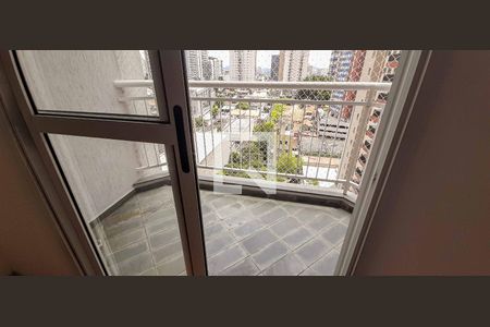 Sacada de apartamento para alugar com 2 quartos, 68m² em Centro, Osasco