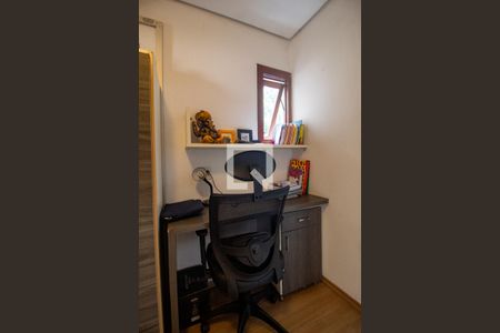 Casa à venda com 84m², 2 quartos e 1 vaga Casa à venda com 84m², 2 quartos e 1 vagaCorredor