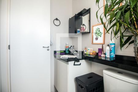 Banheiro de apartamento à venda com 2 quartos, 43m² em Santo Amaro, São Paulo