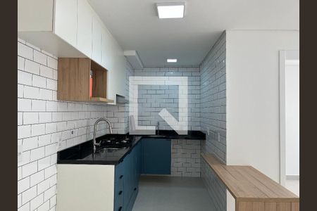 Cozinha de apartamento para alugar com 2 quartos, 35m² em Várzea da Barra Funda, São Paulo