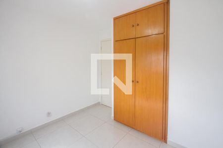 Quarto 1 de apartamento para alugar com 2 quartos, 52m² em Vila das Belezas, São Paulo