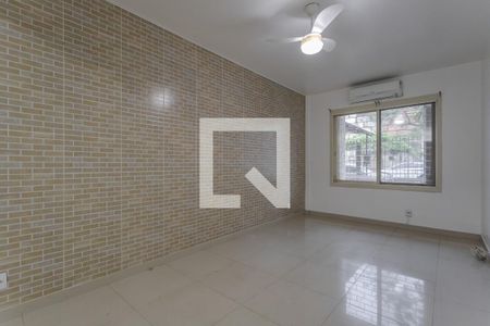 Sala de apartamento para alugar com 3 quartos, 110m² em Floresta, Porto Alegre