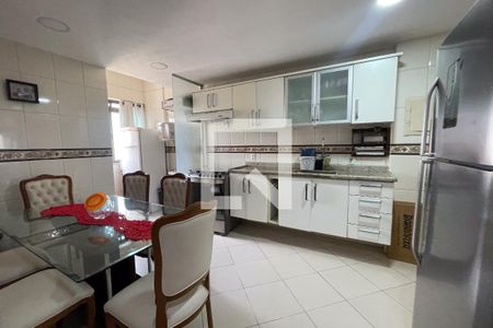 Apartamento para alugar com 150m², 3 quartos e 3 vagas Apartamento para alugar com 150m², 3 quartos e 3 vagasCozinha