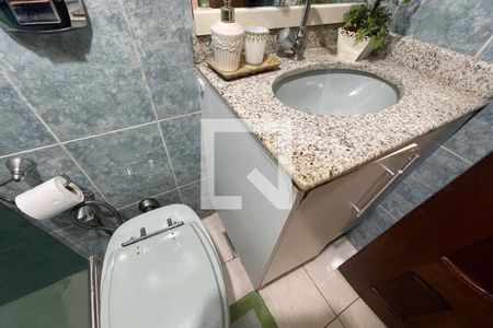 Apartamento para alugar com 150m², 3 quartos e 3 vagas Apartamento para alugar com 150m², 3 quartos e 3 vagasBanheiro 2