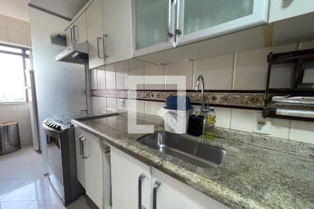 Apartamento para alugar com 150m², 3 quartos e 3 vagas Apartamento para alugar com 150m², 3 quartos e 3 vagasCozinha